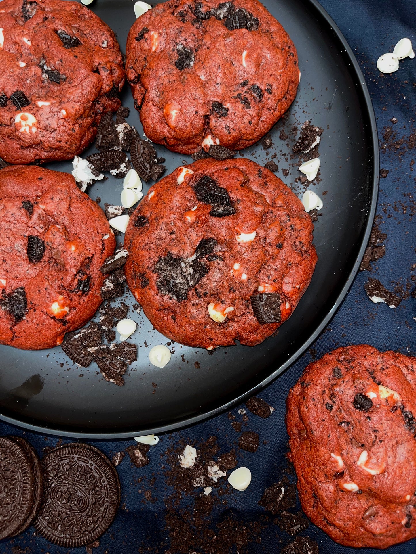 Red Velvet Oreo Cookies