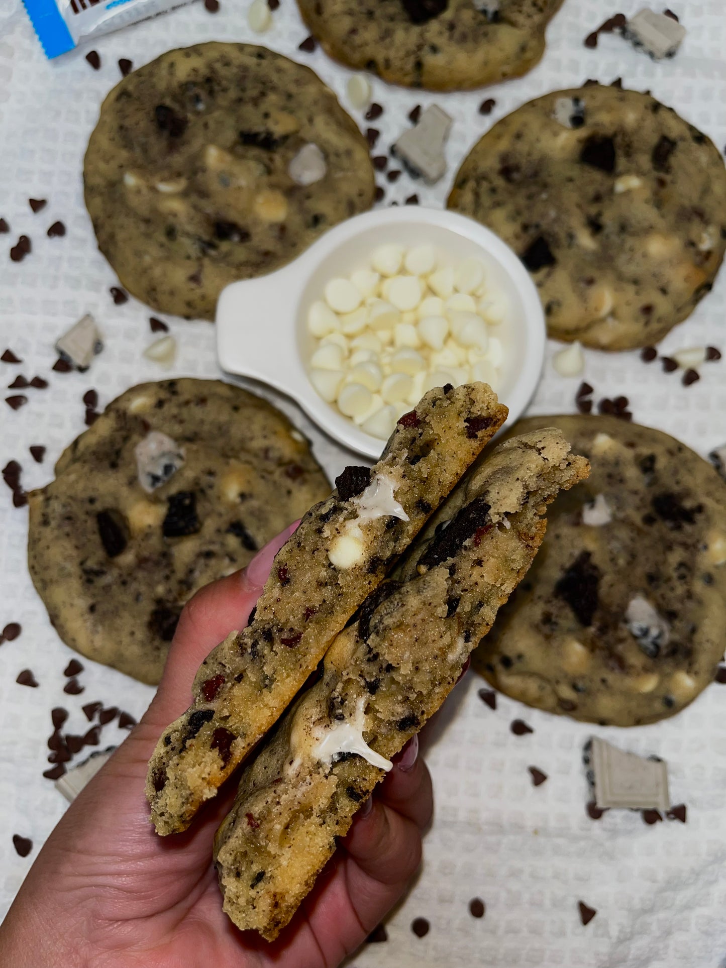 Cookies ‘N’ Cream Cookies